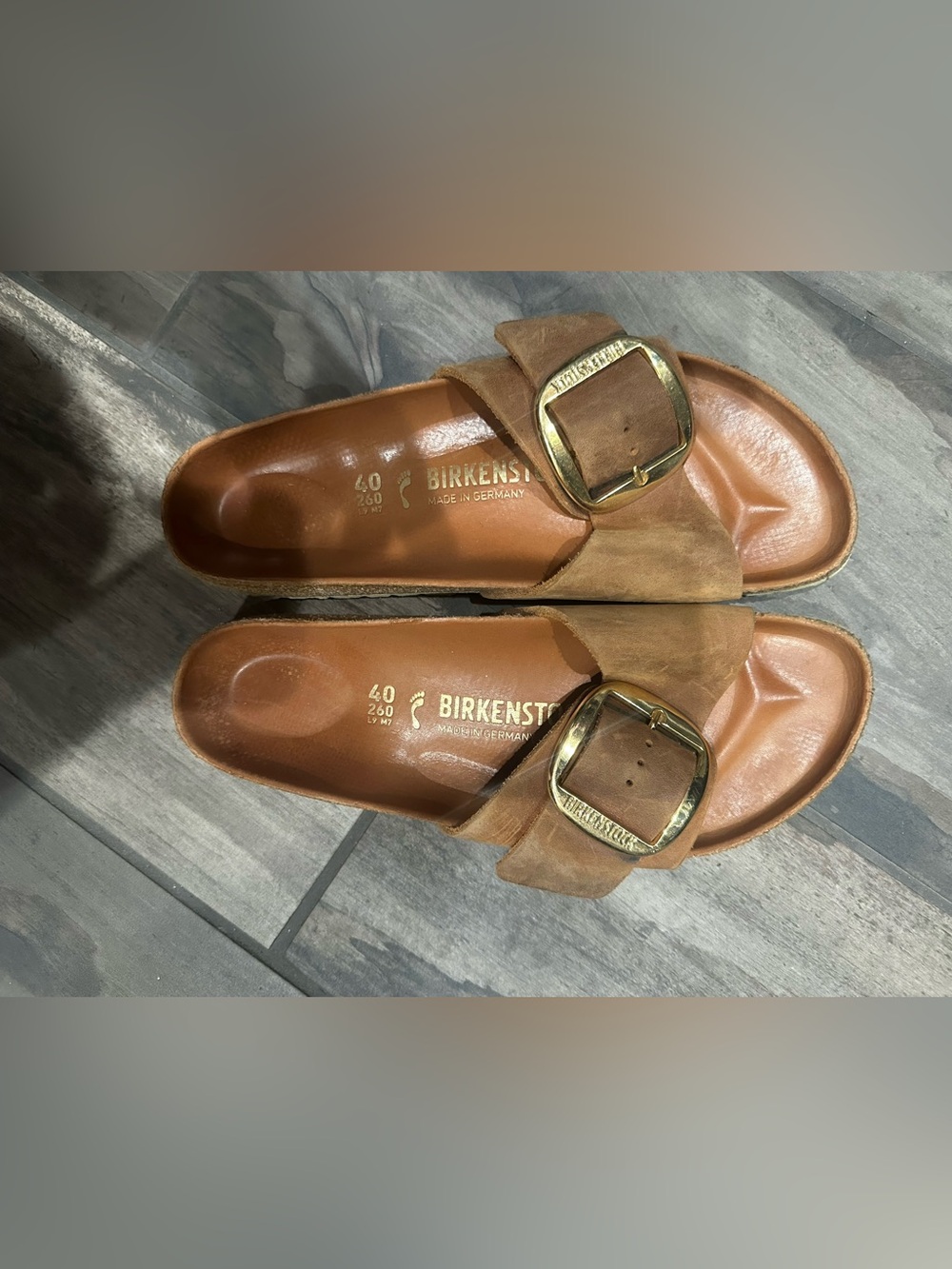 Birkenstock Women's Sandals Beige Soles - Picture 2 of 4